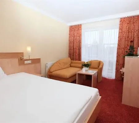 An Der Linah Garni Hotel