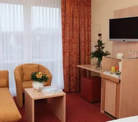 מלון An Der Linah Garni